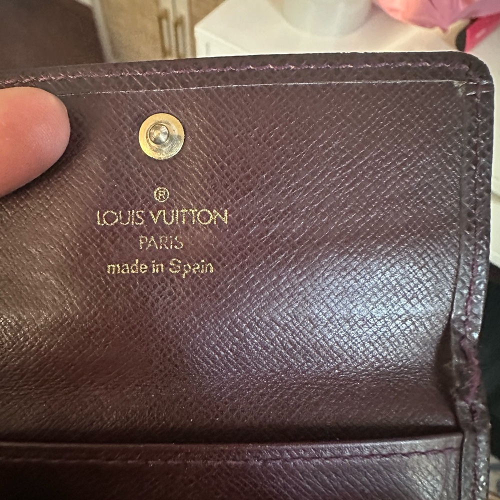 Louis Vuitton Deep Brownisg purple Leather Key holder
